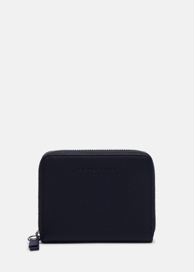 Geräumiges Portemonnaie aus Leder