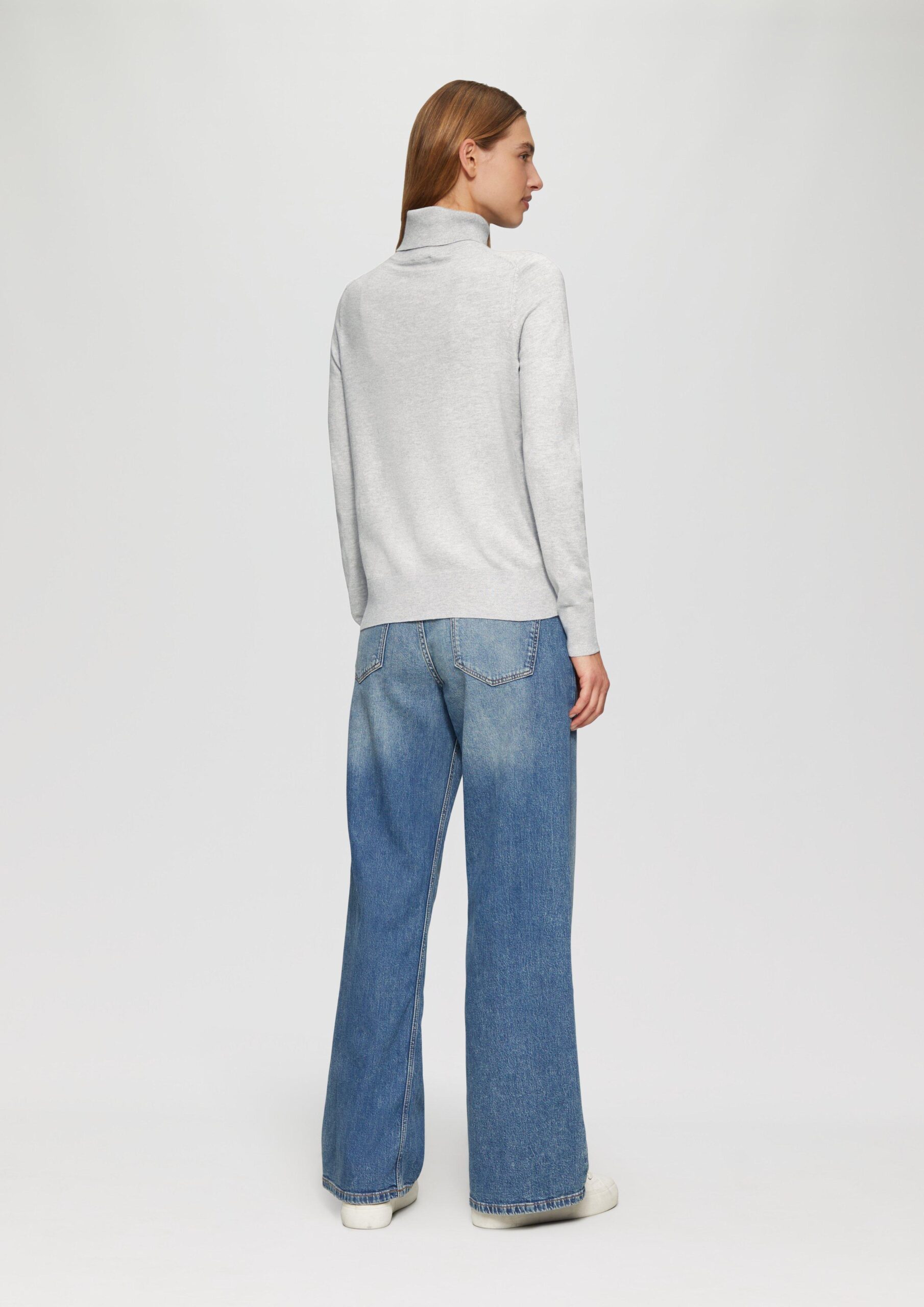 Feinstrickpullover mit Rollkragen