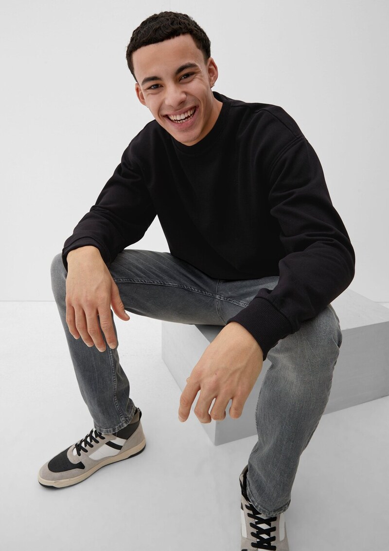 Sweatshirt mit Logostickerei