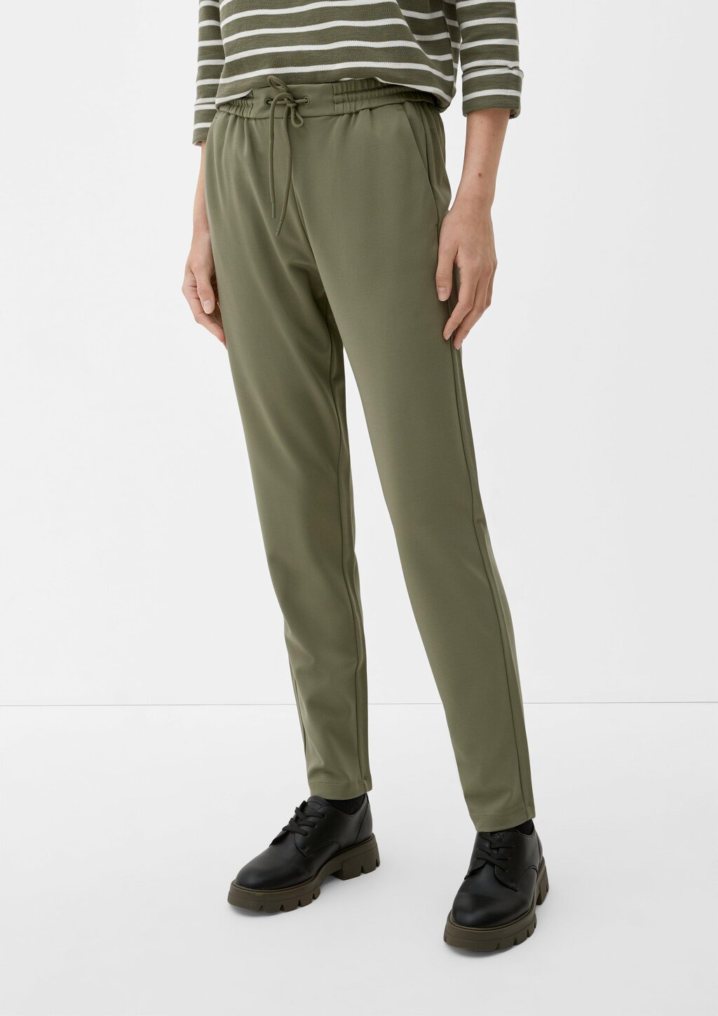 Slim: Jogpants mit elastischem Bund