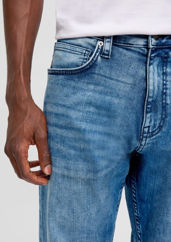 Jeans Mauro / Regular Fit / High Rise / Tapered Leg