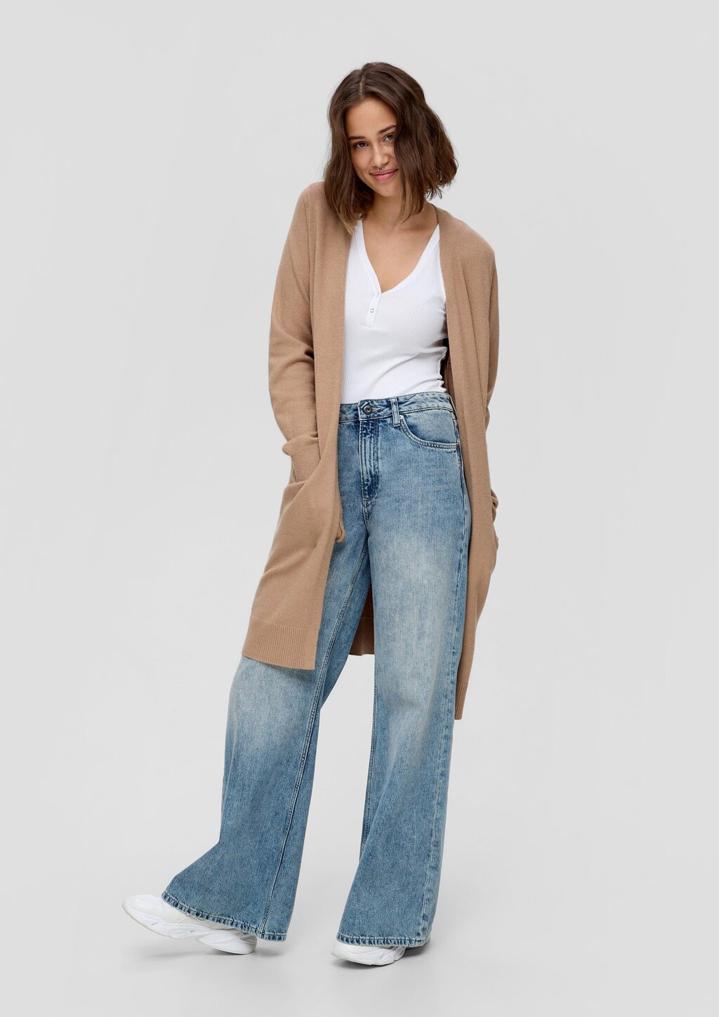 Strickjacke aus Viskosemix