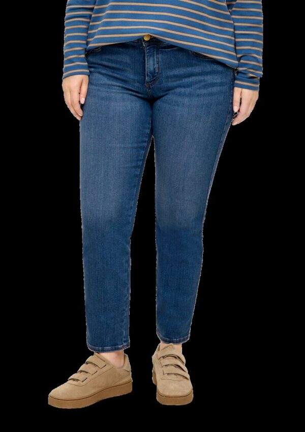 Jeans / Mid Rise / Slim Leg