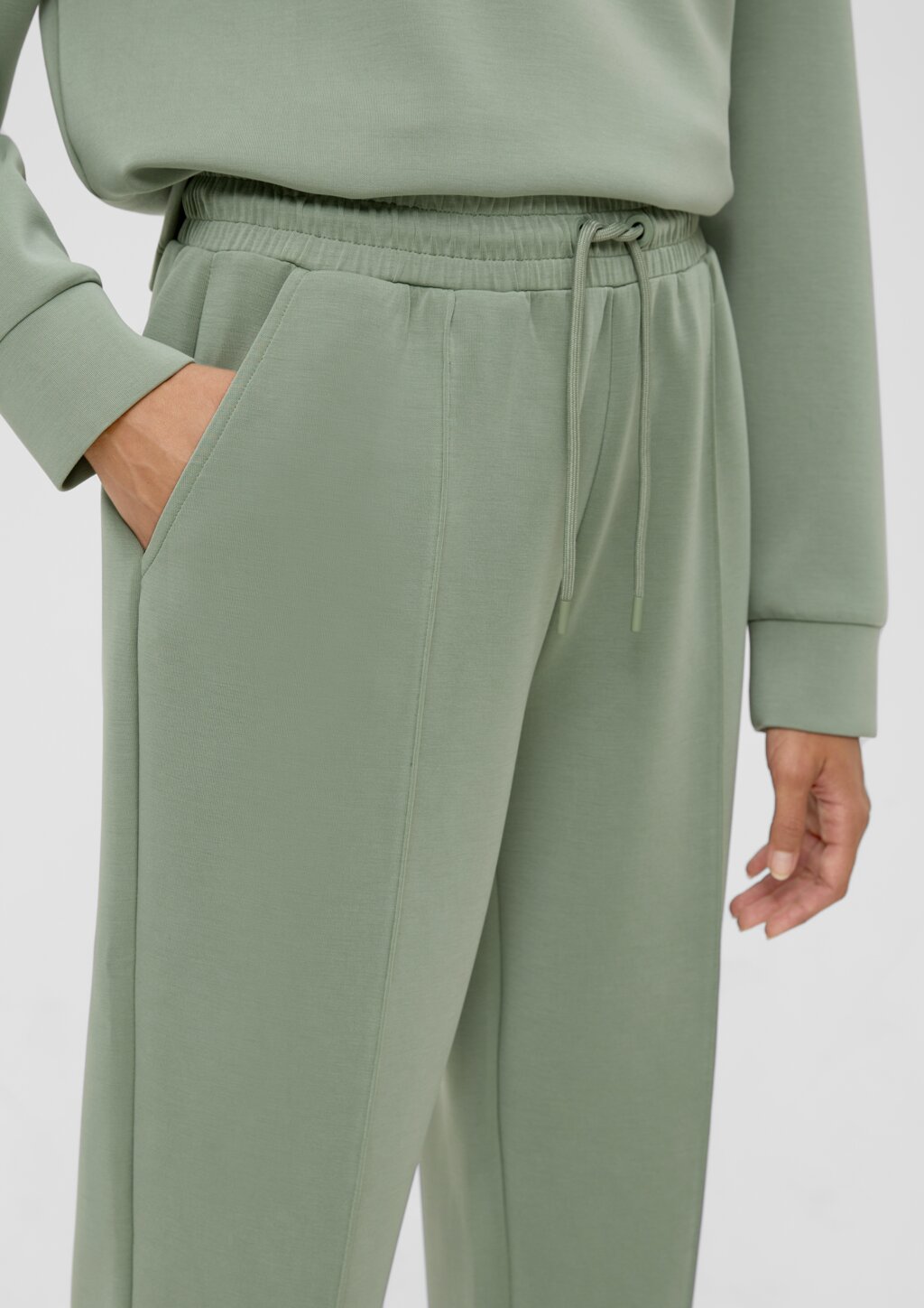 Regular: Sweatpants aus Scuba