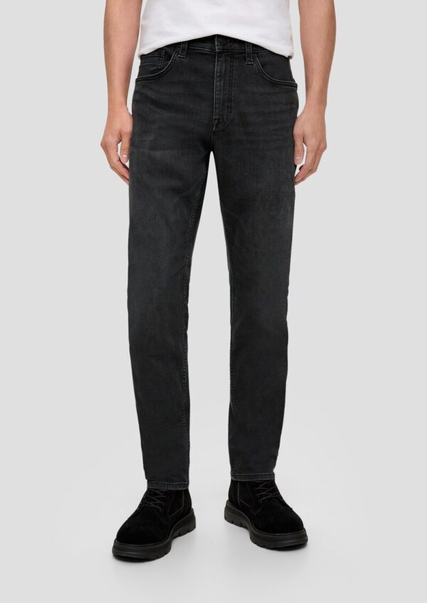 Jeans Mauro / Regular Fit / Mid Rise / Tapered Leg