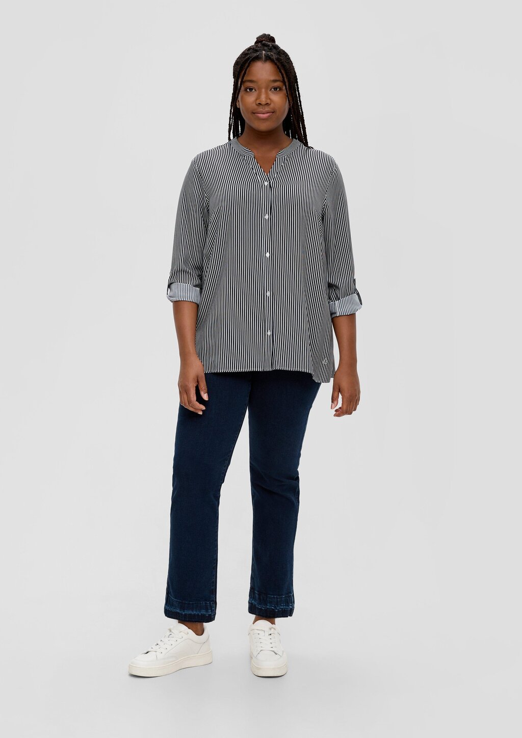 Viskosebluse mit Tunika-Ausschnitt