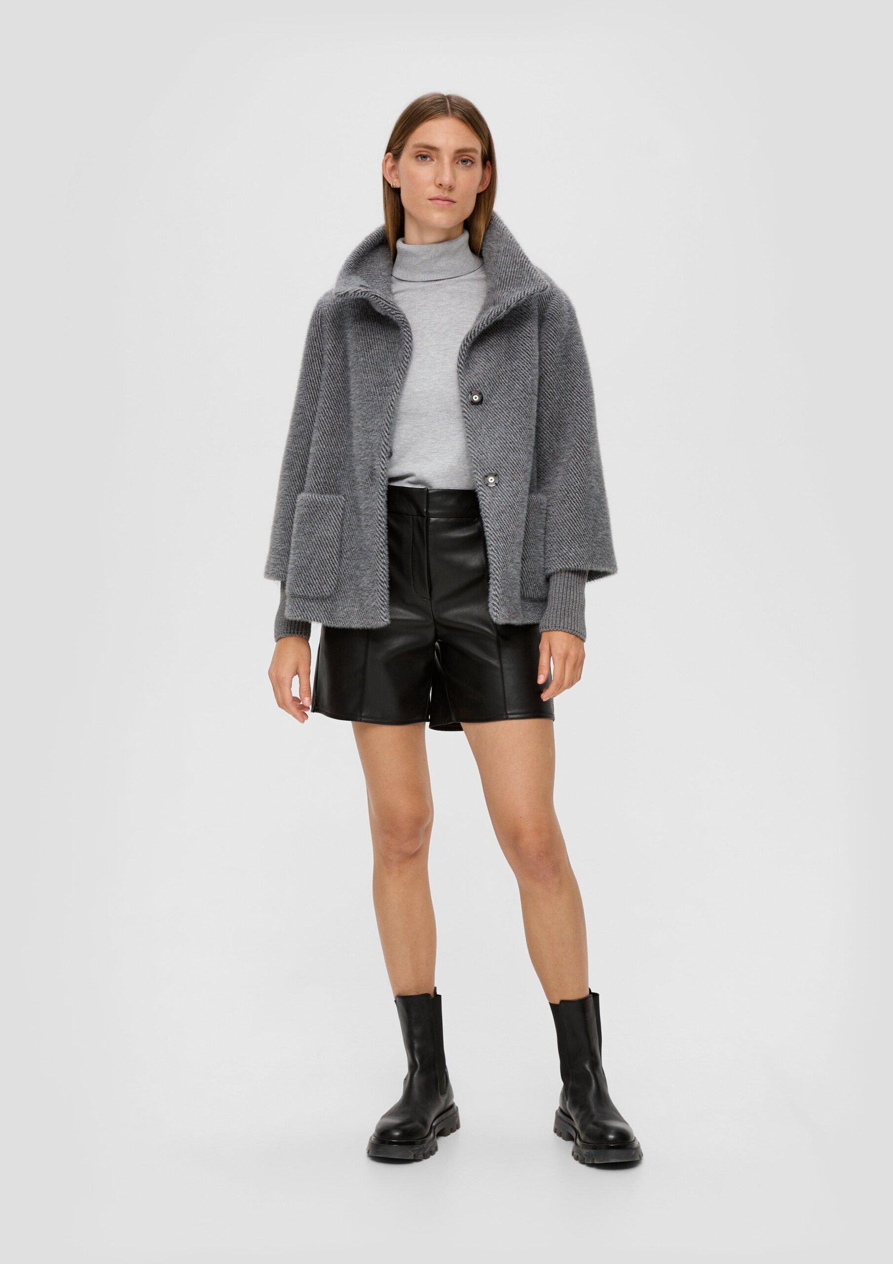 Rollkragenpullover aus Viskosemix