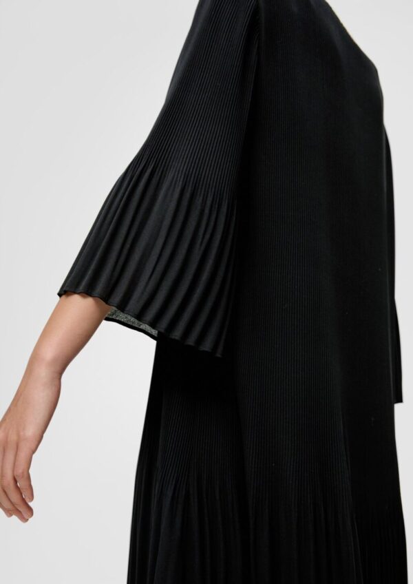 Minikleid mit Plisseefalten