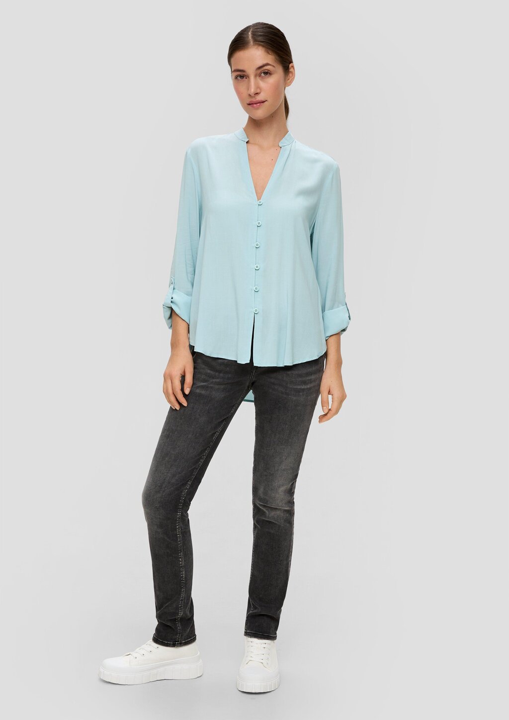 Viskosebluse mit Turn-up-Funktion