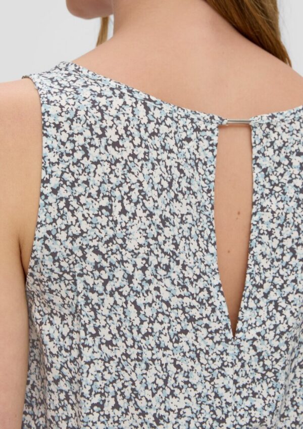 Ärmelloses Kleid mit Cut-out