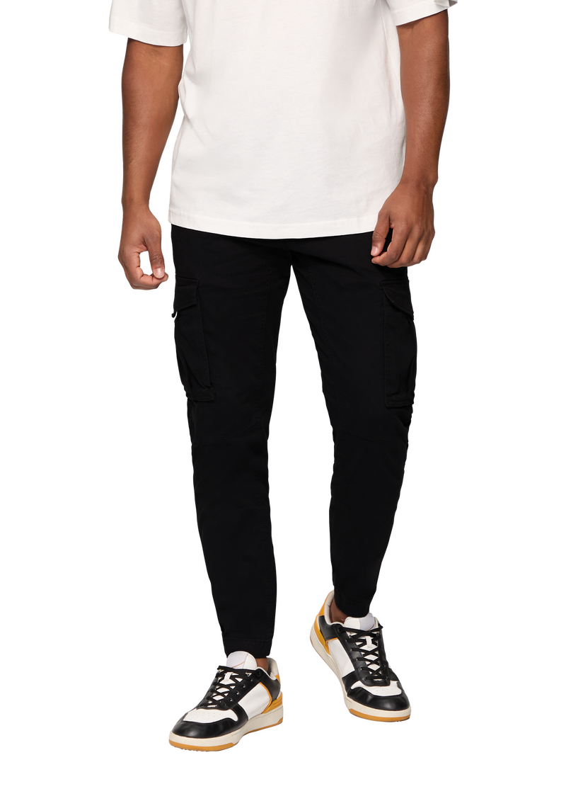 Slim: Hose im Cargo-Stil
