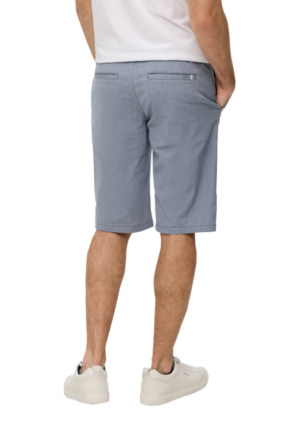 Regular: Bermuda mit Dobby-Muster