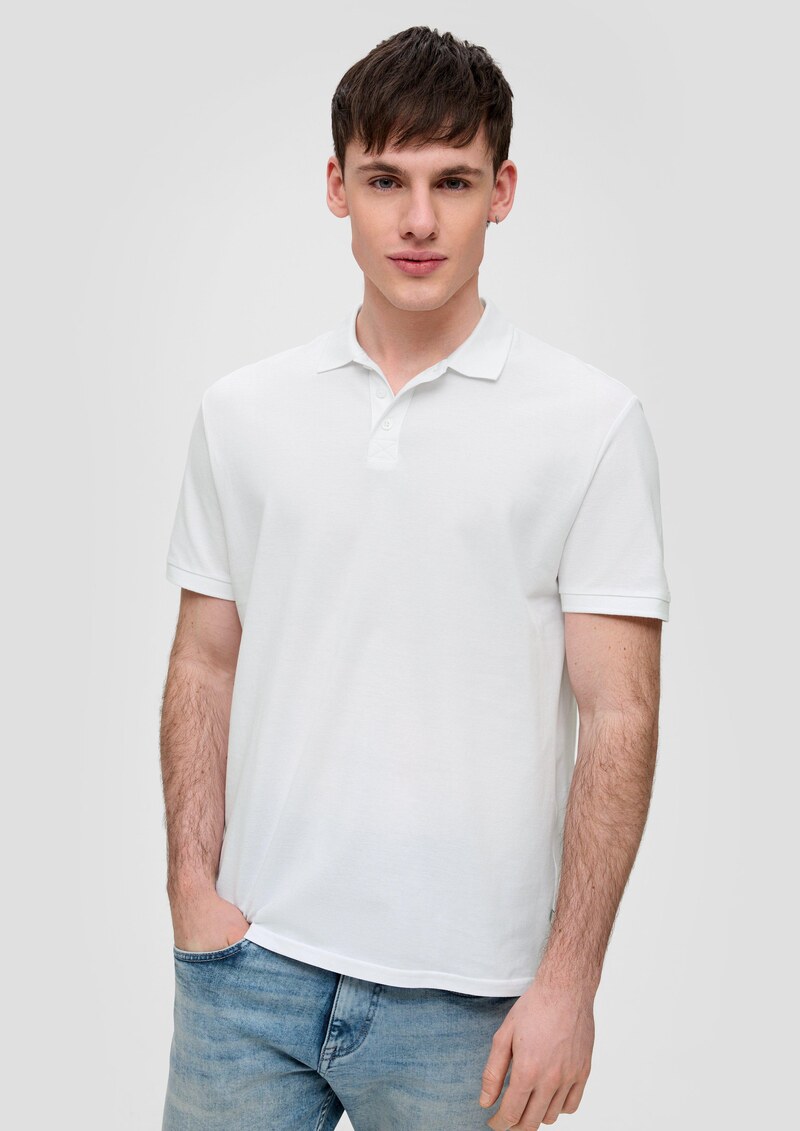 Poloshirt mit Piquéstruktur