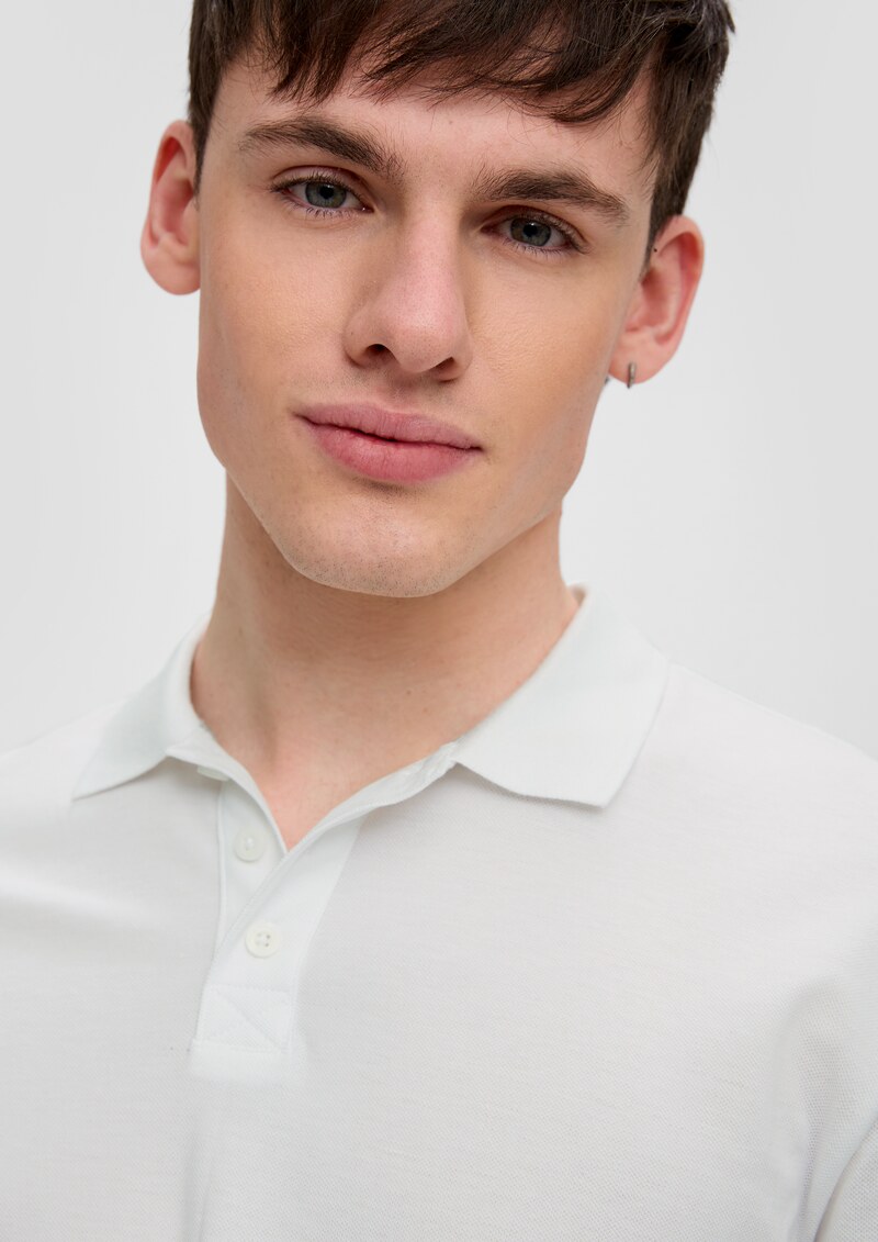 Poloshirt mit Piquéstruktur