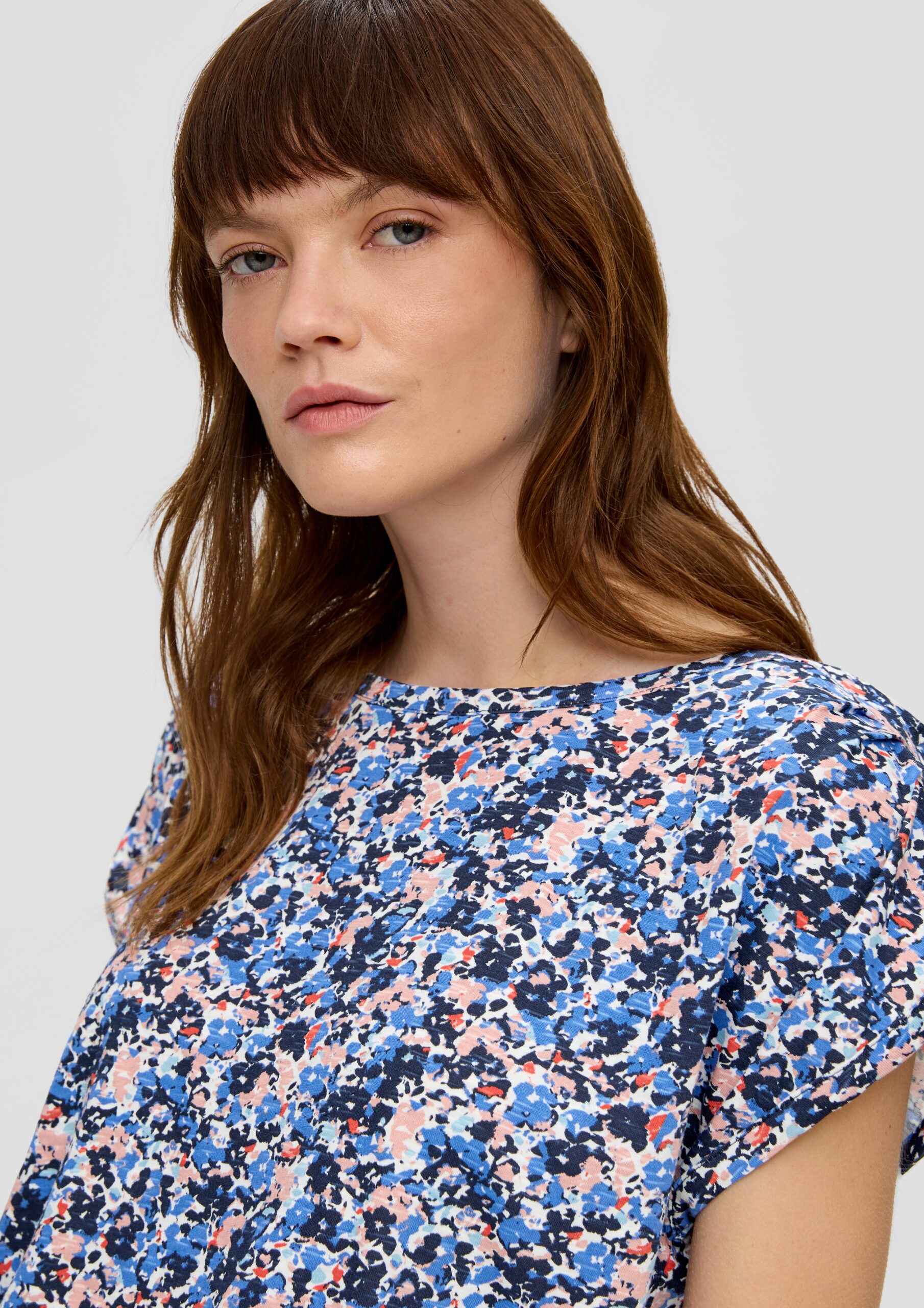 T-Shirt mit gerafften Ärmeln