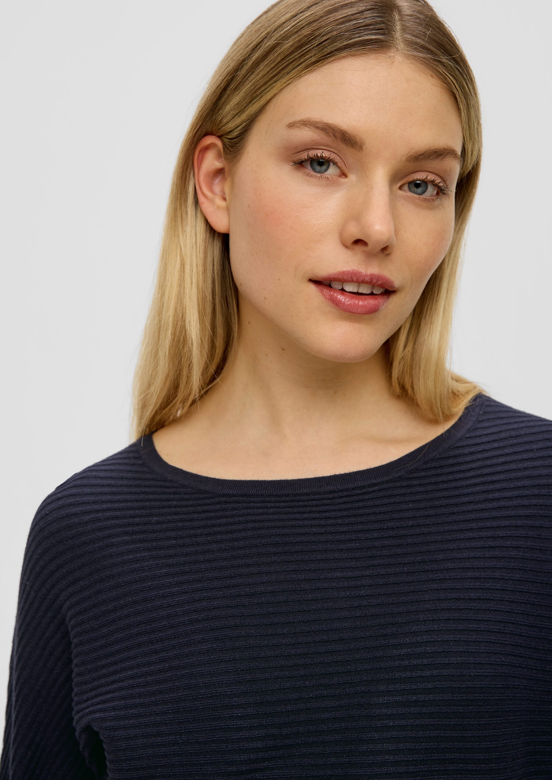 Strickpullover aus Viskosemix