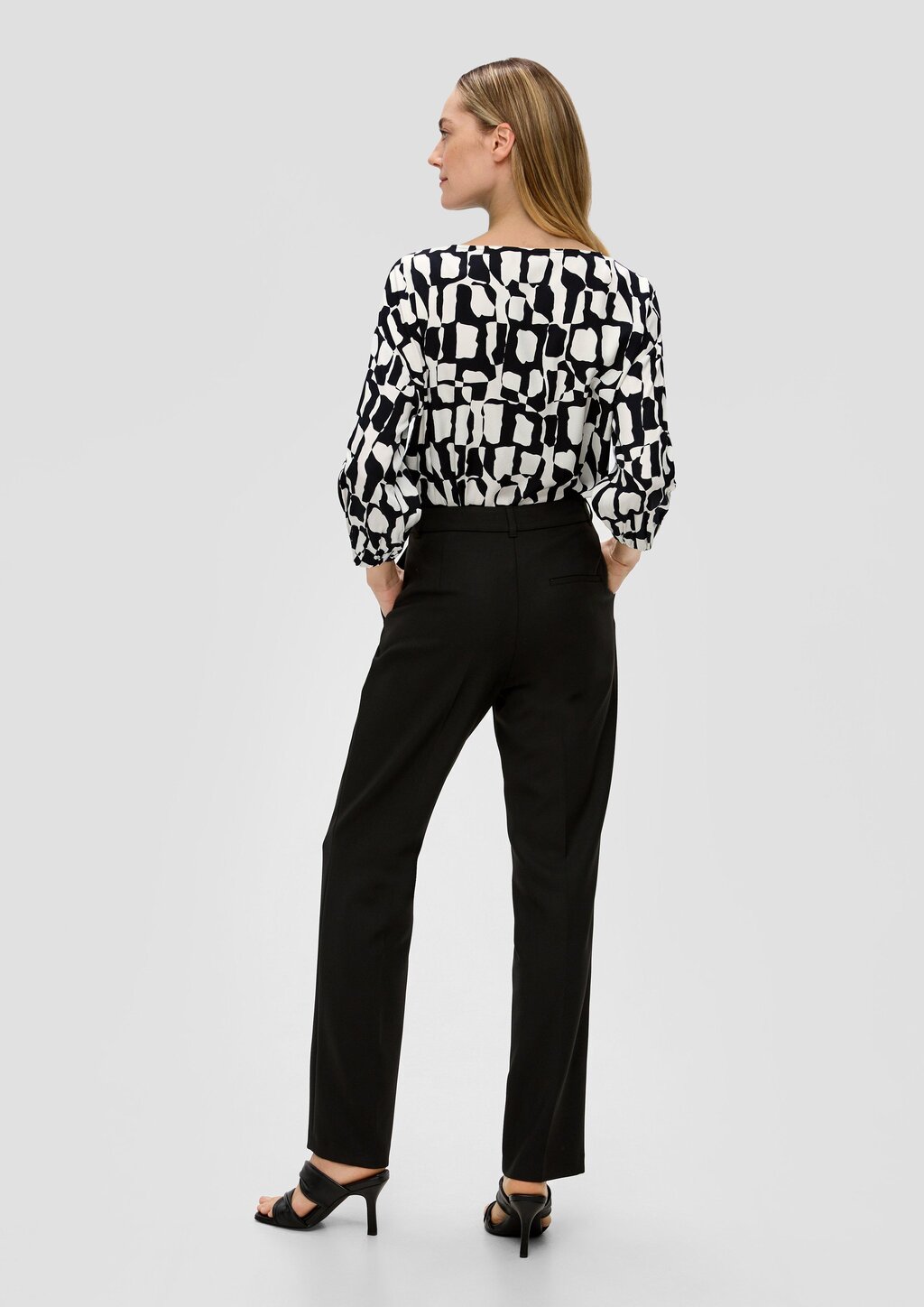 Locker geschnittene Bluse mit 3/4-Arm