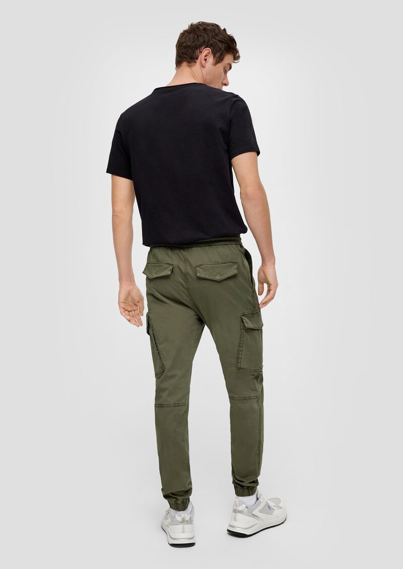 Slim Fit: Cargohose
