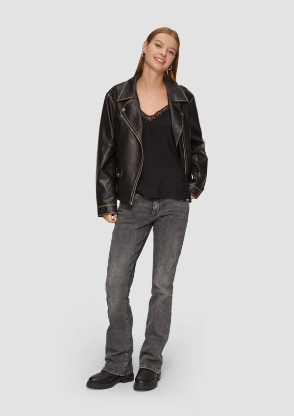 Blusentop aus Viskosemix mit Spitzen-Detail