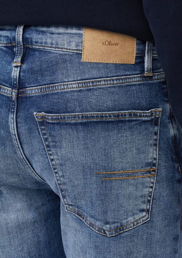 Jeans Mauro / Regular Fit / Mid Rise / Tapered Leg