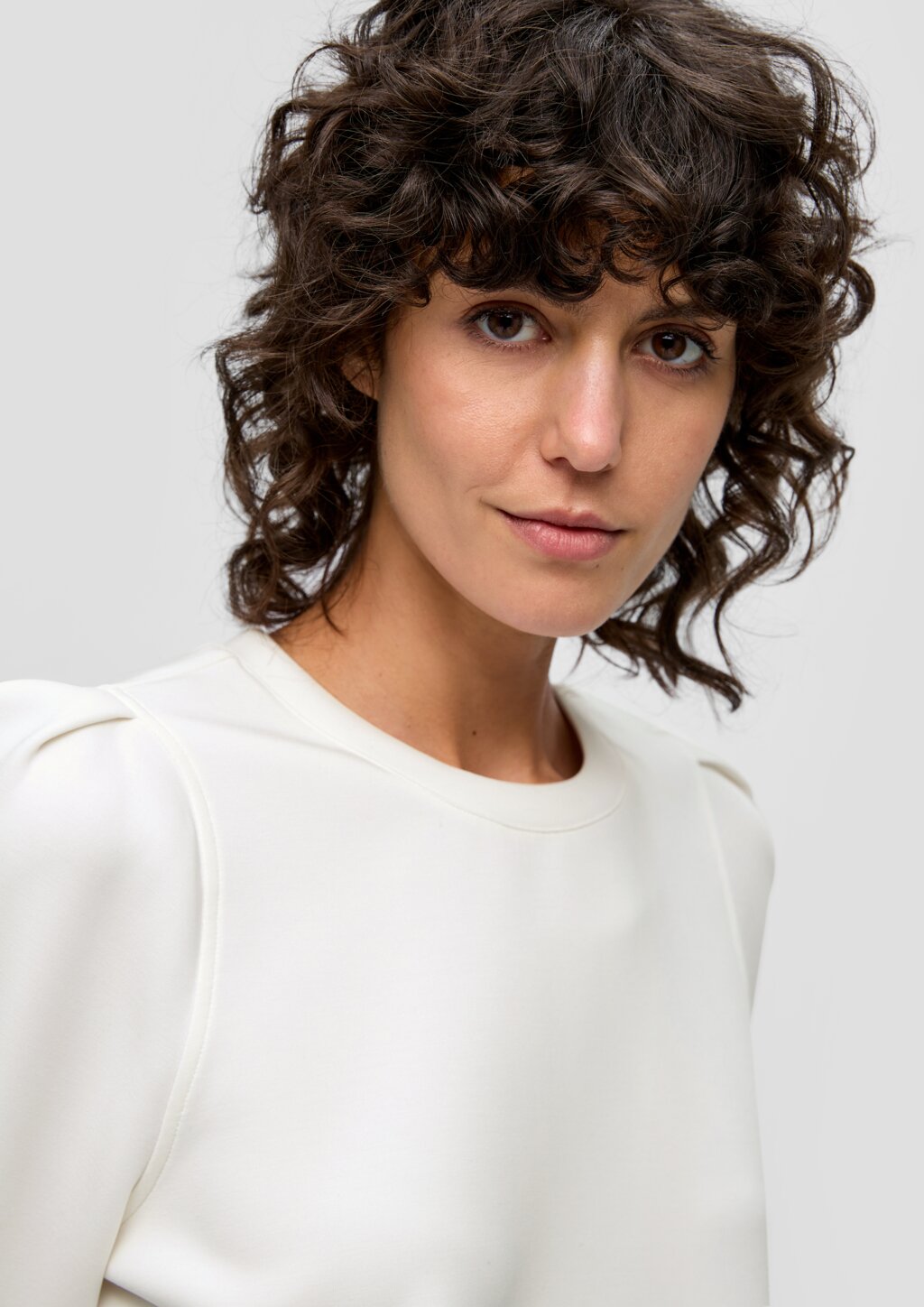 Kurzarm-Shirt aus Scuba