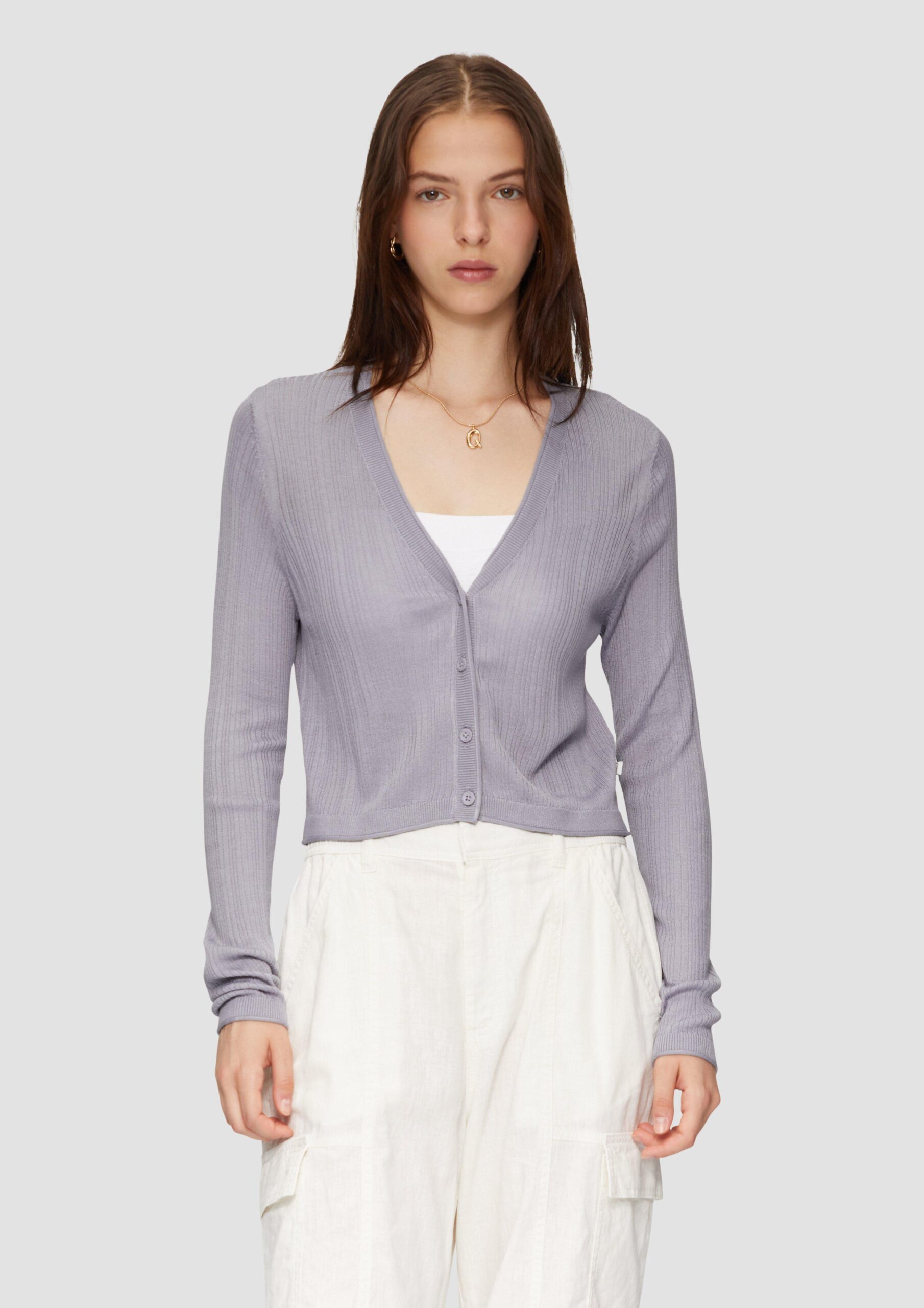 Verkürzte Strickjacke aus Viskosemix