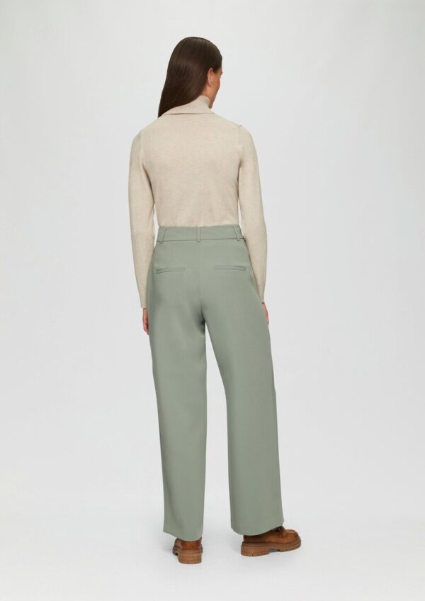 Relaxed: Twill-Hose mit extra weitem Bein