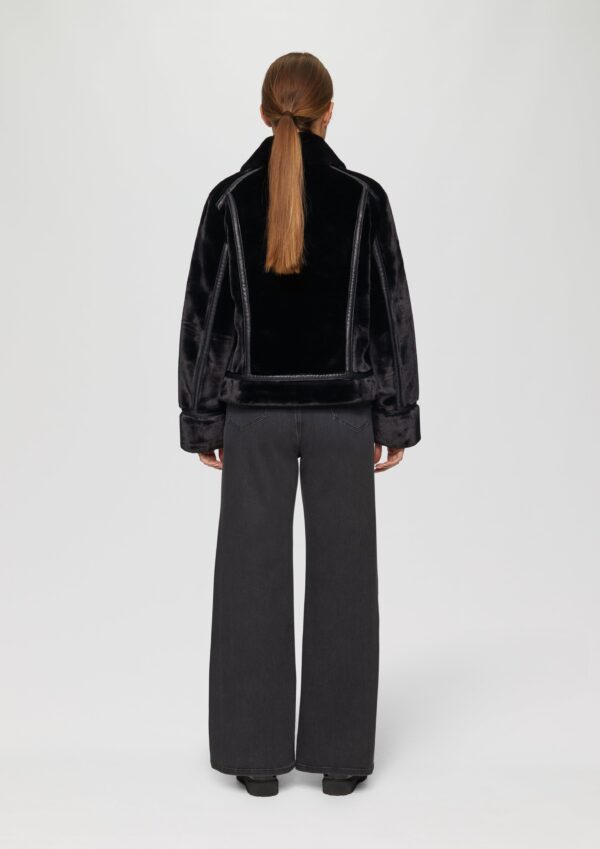 Jacke aus Web-Pelz im Biker-Stil