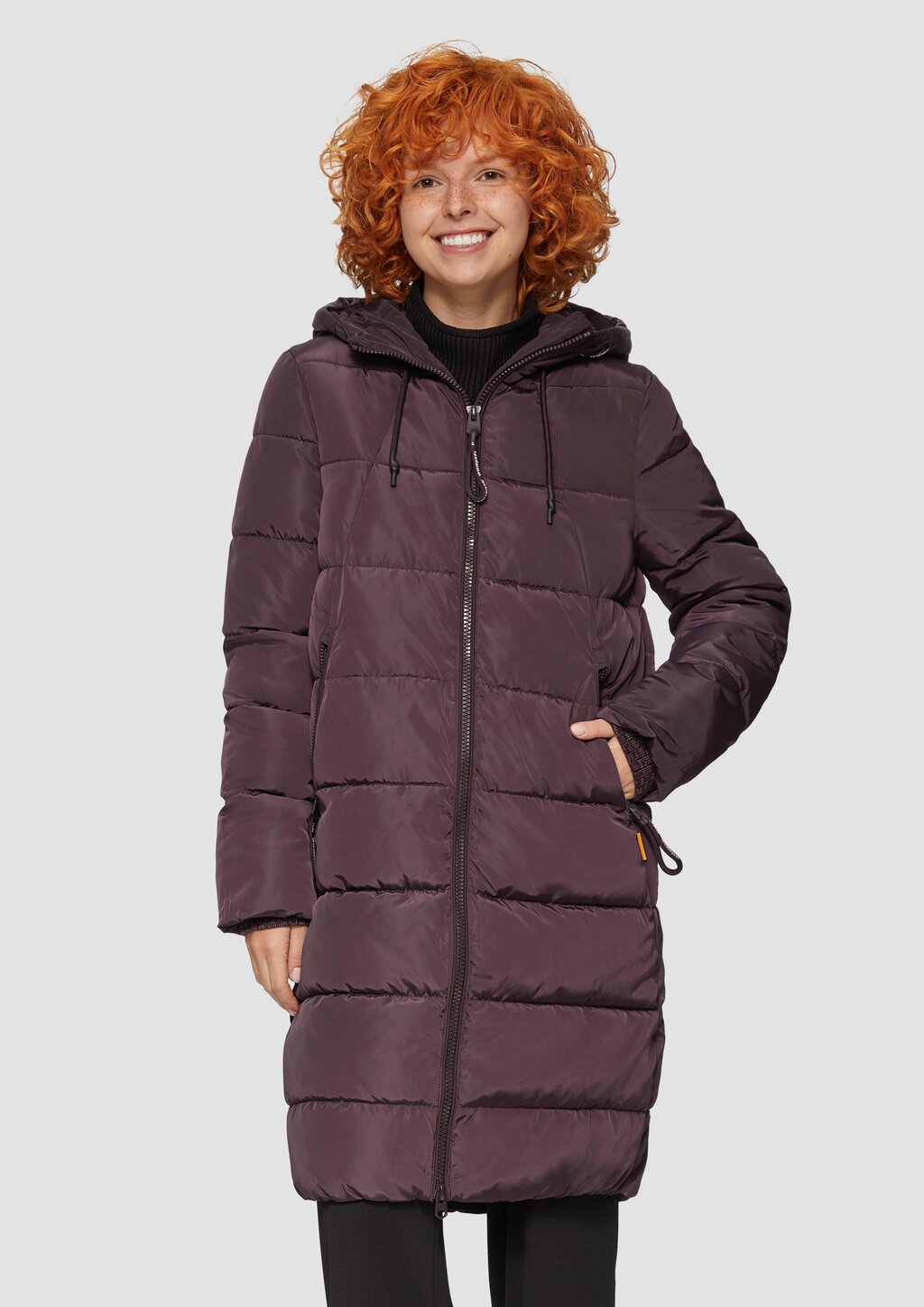 Gesteppter Mantel mit Kapuze