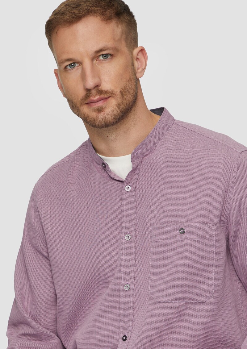 Regular Fit: Hemd mit Stehkragen und Strukurmuster