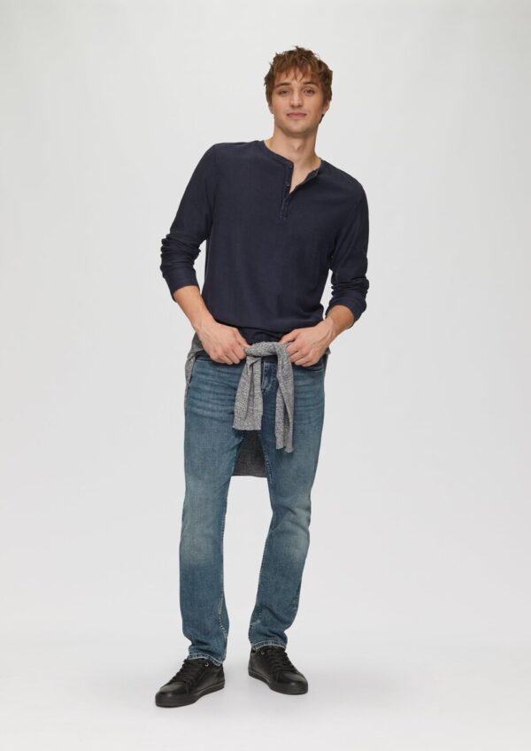 Longsleeve aus Strukturware mit Garment Dye