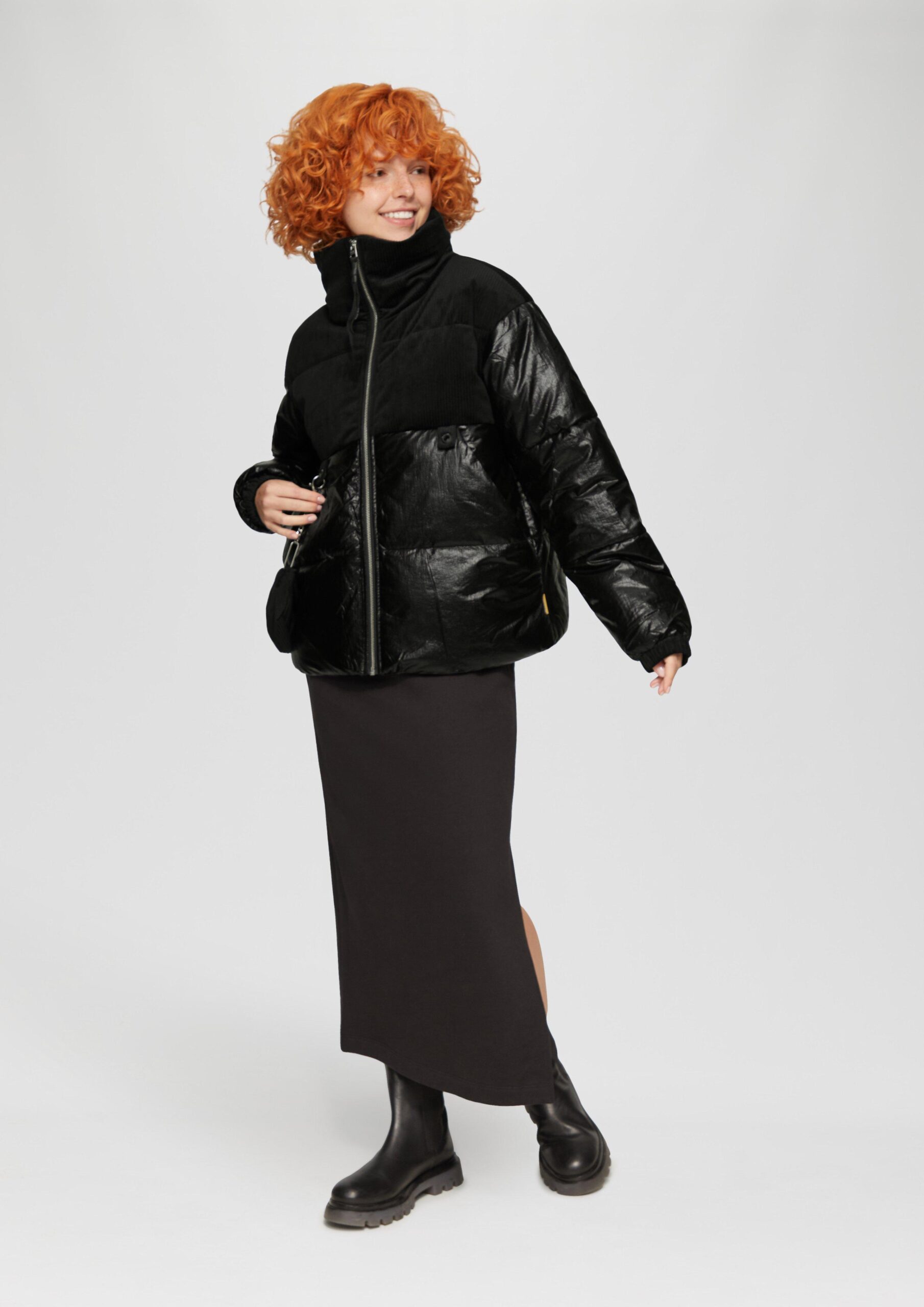 Steppjacke im Fabricmix mit abnehmbarer Tasche