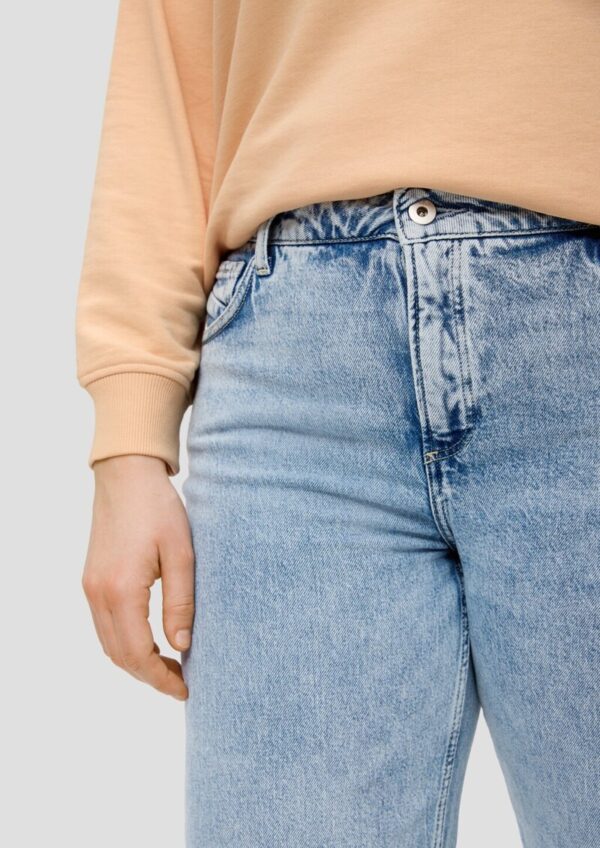 Jeans / Slim Fit / Mid Rise / Wide Leg