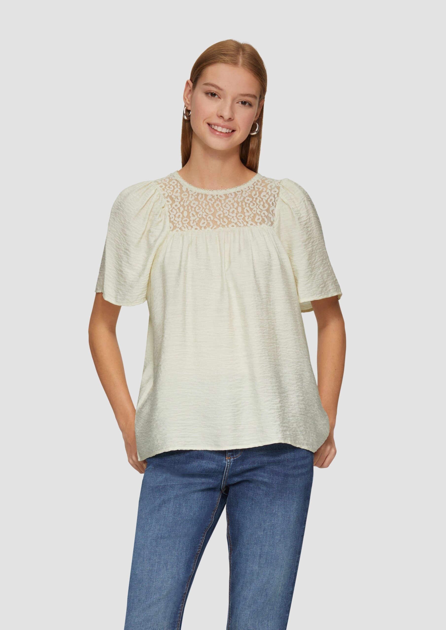 Bluse mit Leo-Spitze