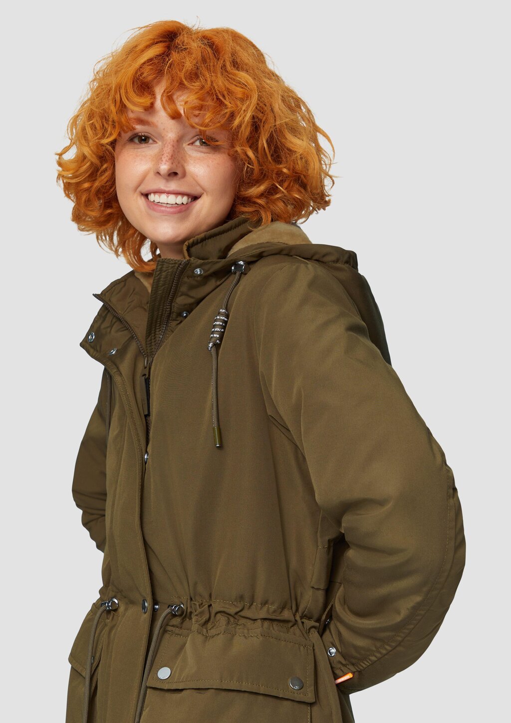 Gefütterter Parka mit Kapuze