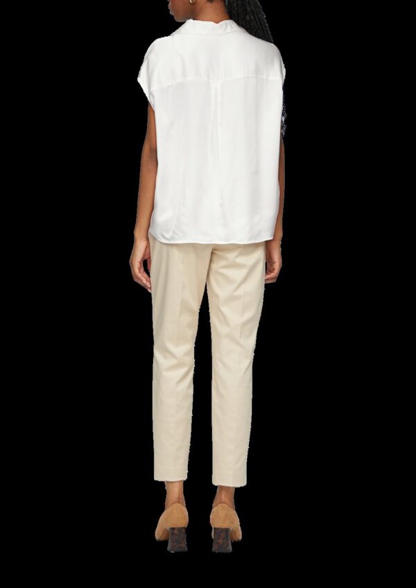 Satinbluse im Relaxed Fit mit Perlmuttknöpfen