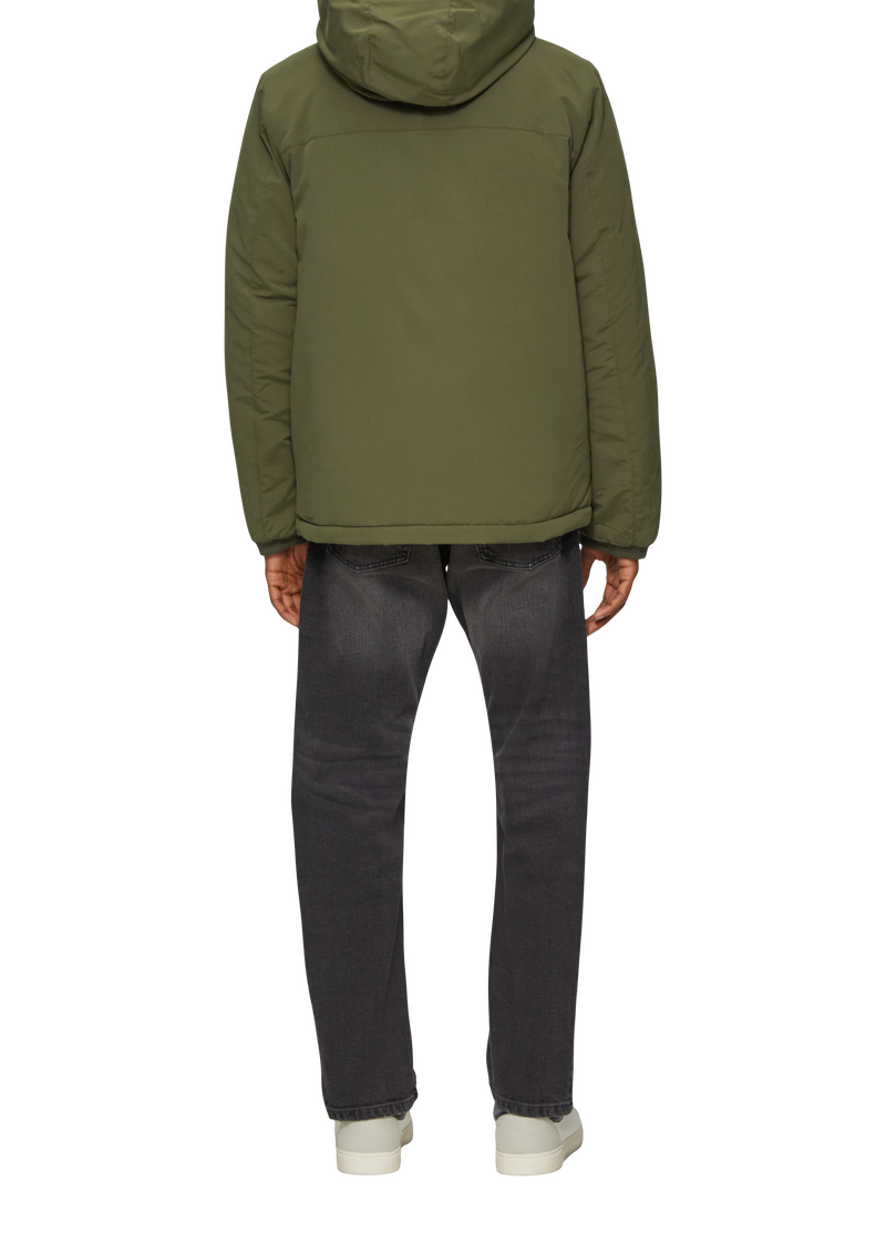 Winterjacke mit Kapuze