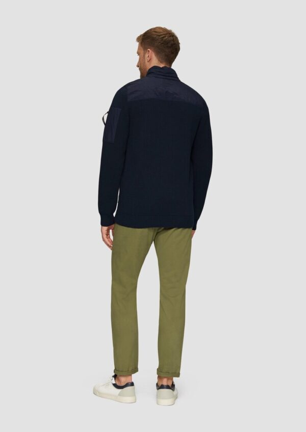 Strickjacke im Fabricmix mit Stehkragen