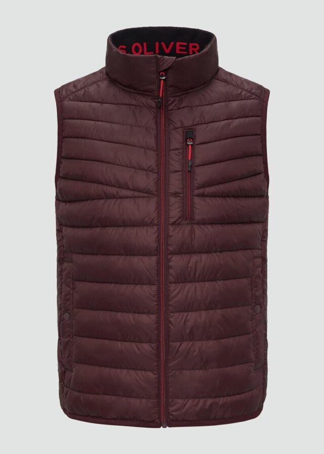 Leicht wattierte Steppweste aus recyceltem Polyester | 360° Circular Vision