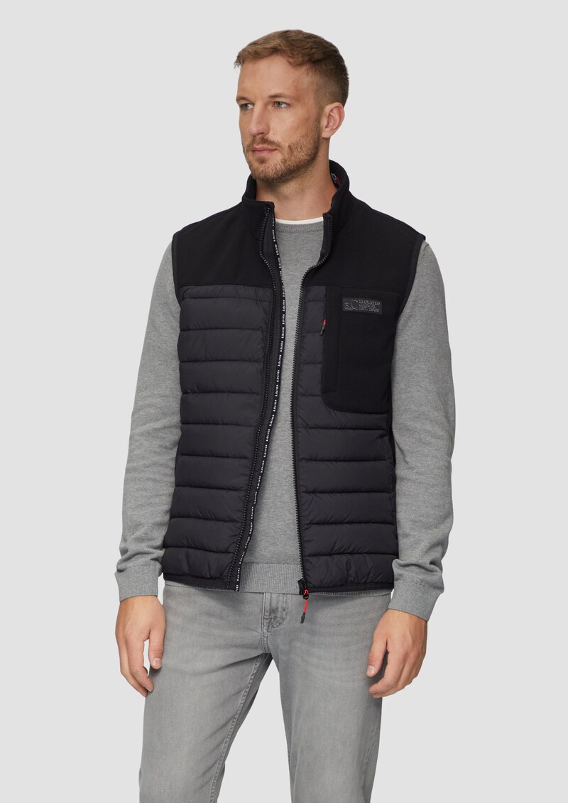 Pufferweste im Fabricmix mit Kontrast-Details