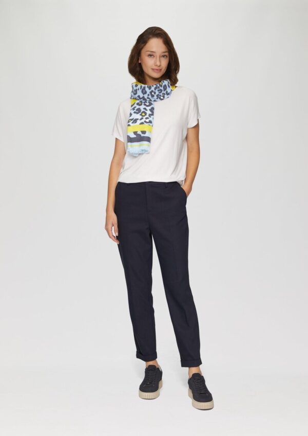 Gemusterter Schal aus Viskosemix