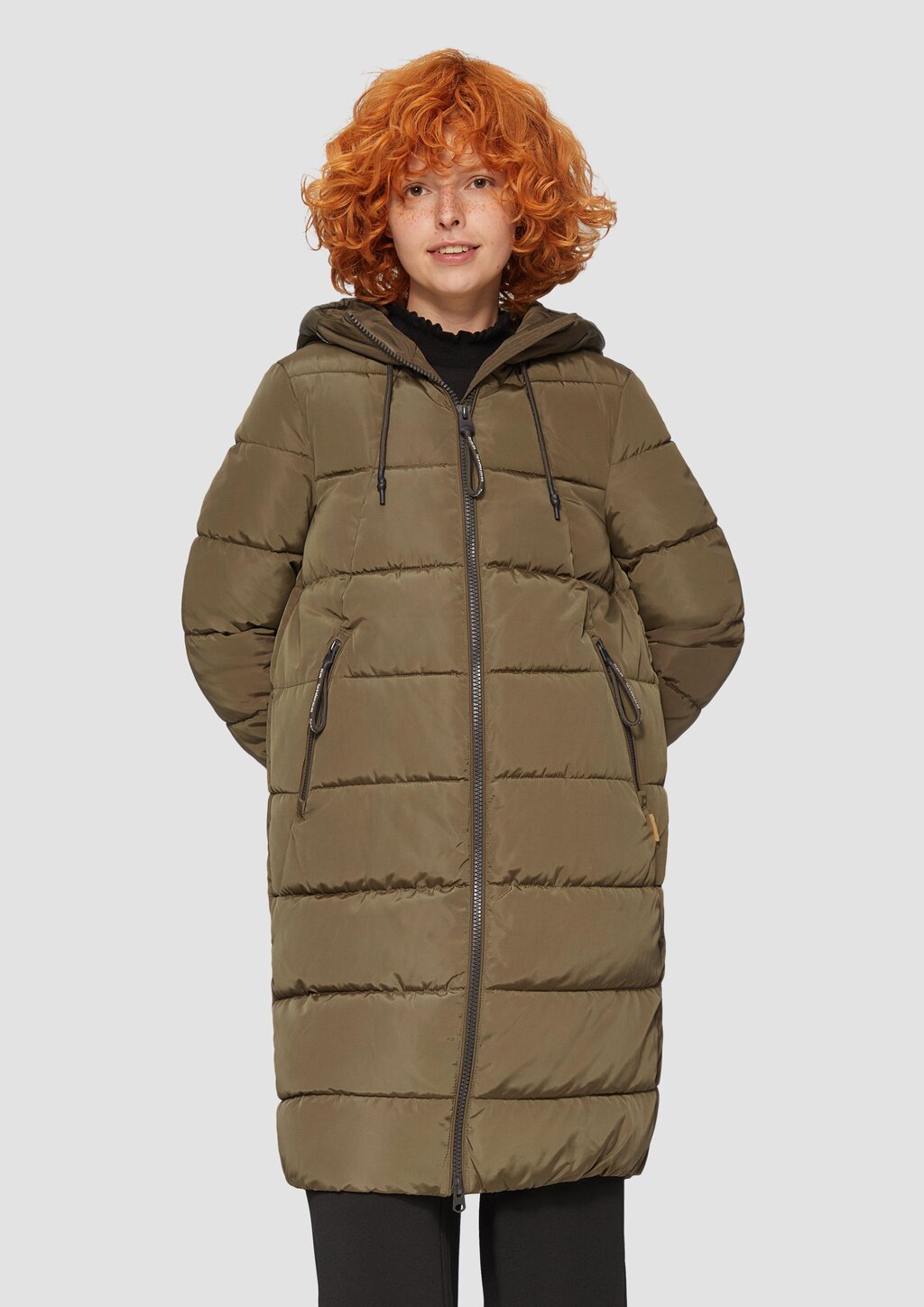 Gesteppter Mantel mit Kapuze