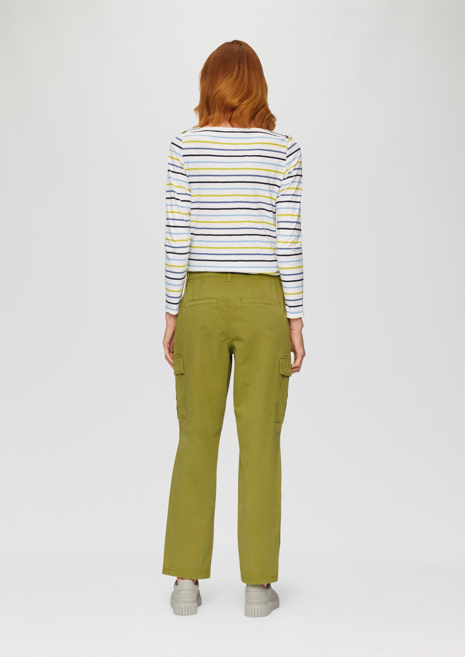 Lässige Cargohose mit Nahtdetails