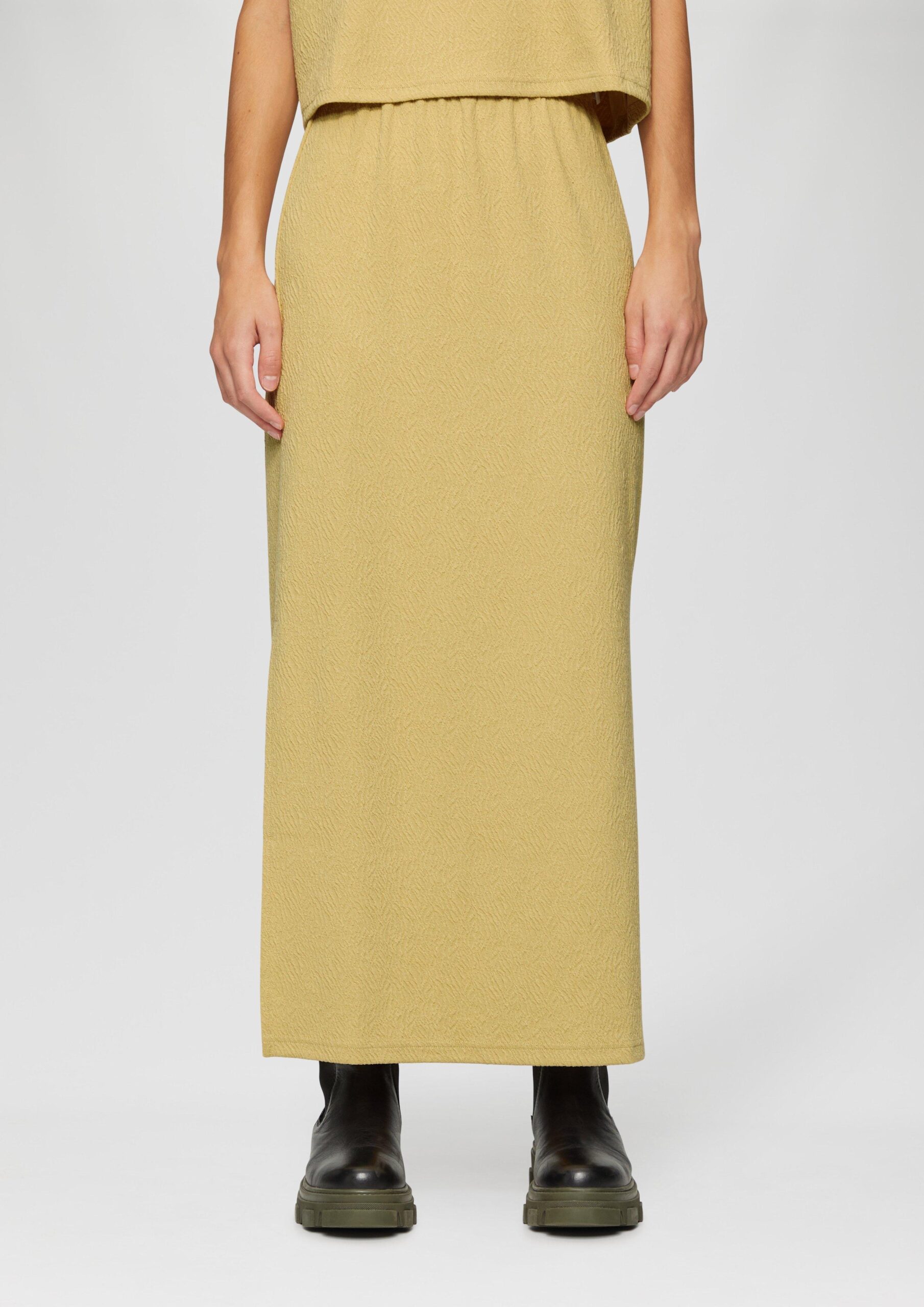 Strukturierter Midirock mit Elastikbund