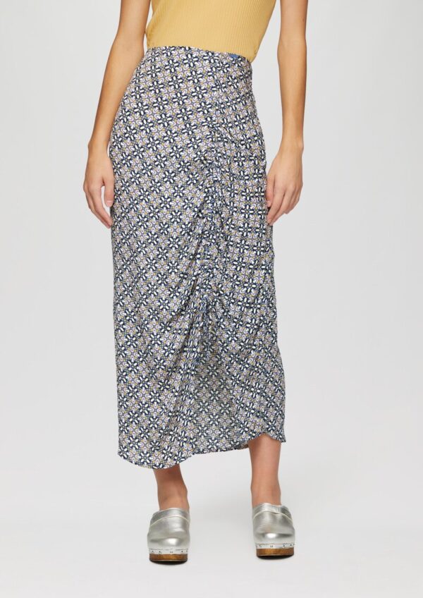 Gemusterter Midirock mit verstellbarer Raffung