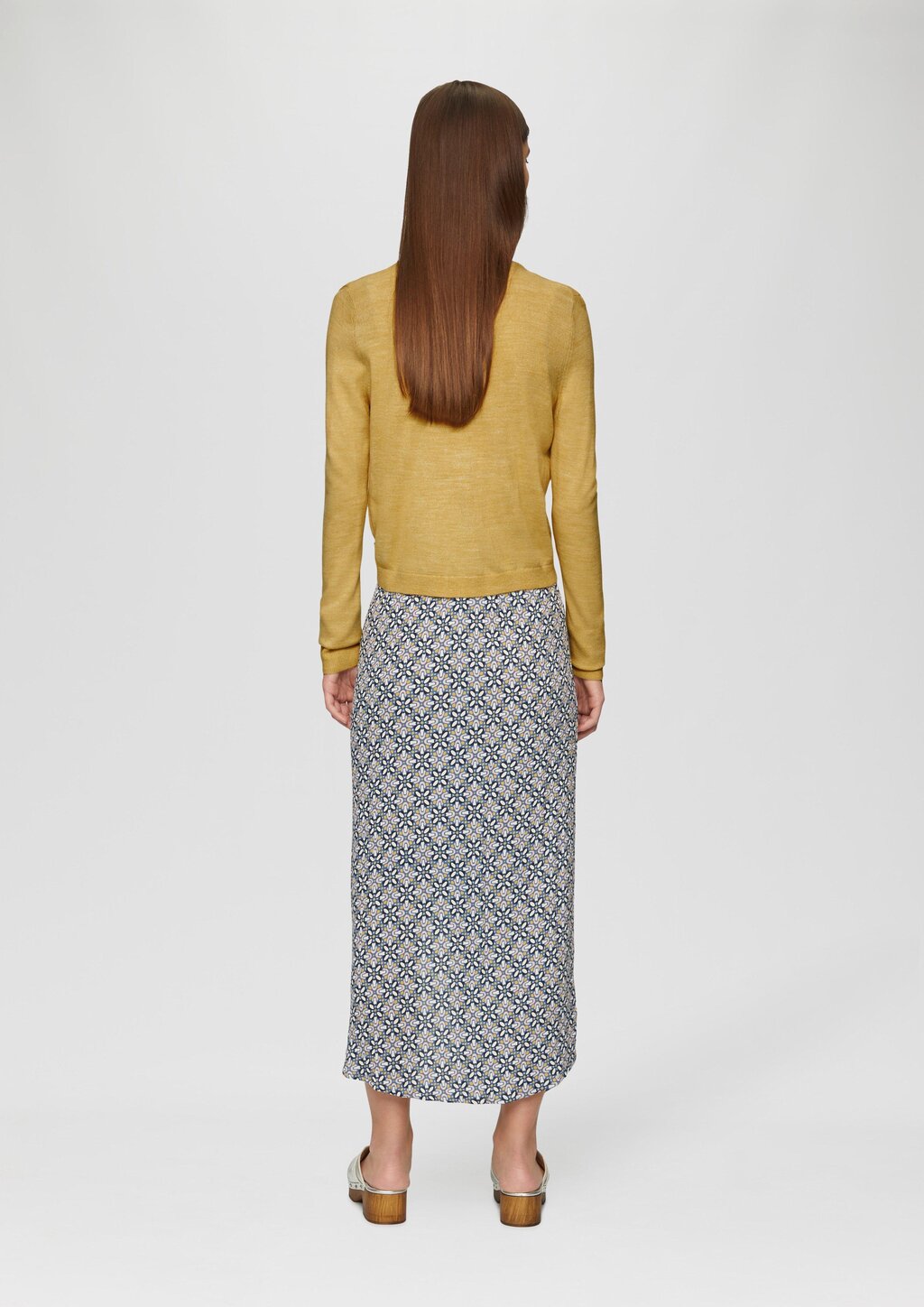 Verkürzte Strickjacke in melierter Optik