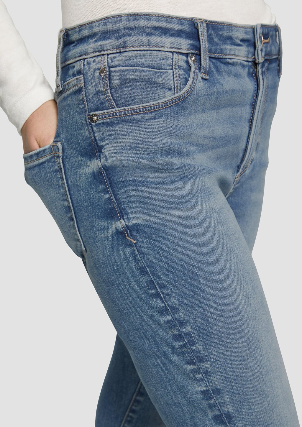 Jeans Izabell / Skinny Fit / Mid Rise / Skinny Leg