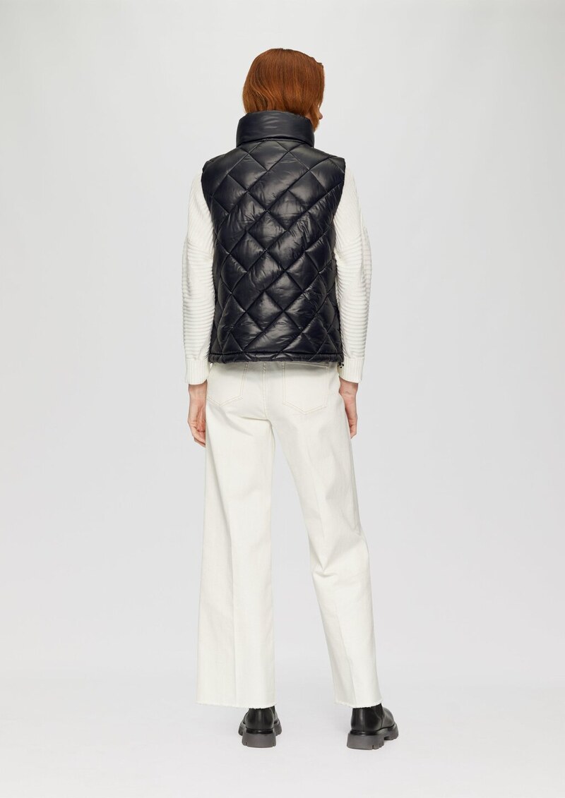 Steppweste mit aufgesetzten Taschen