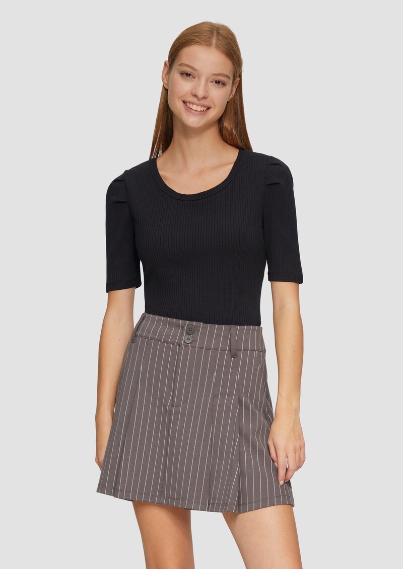 Rippshirt mit Puffärmel