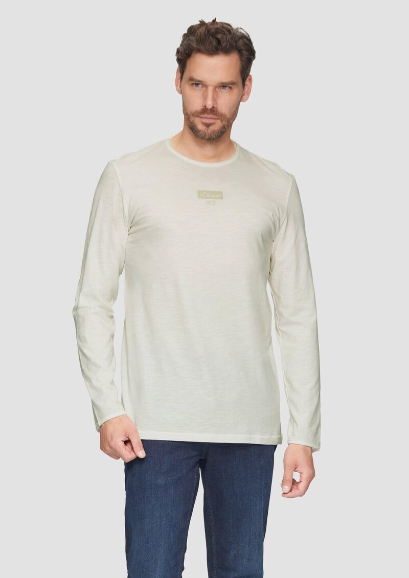 Logo-Shirt mit Rollkante und Flammgarnstruktur